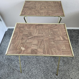 1970s 80s Brown Faux Wood Set of Folding TV Trays/ Gold Metal