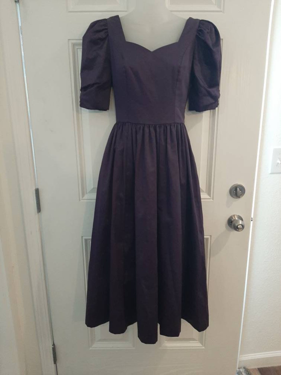 1980s Purple Floral Dress by Laura Ashley | XS/S