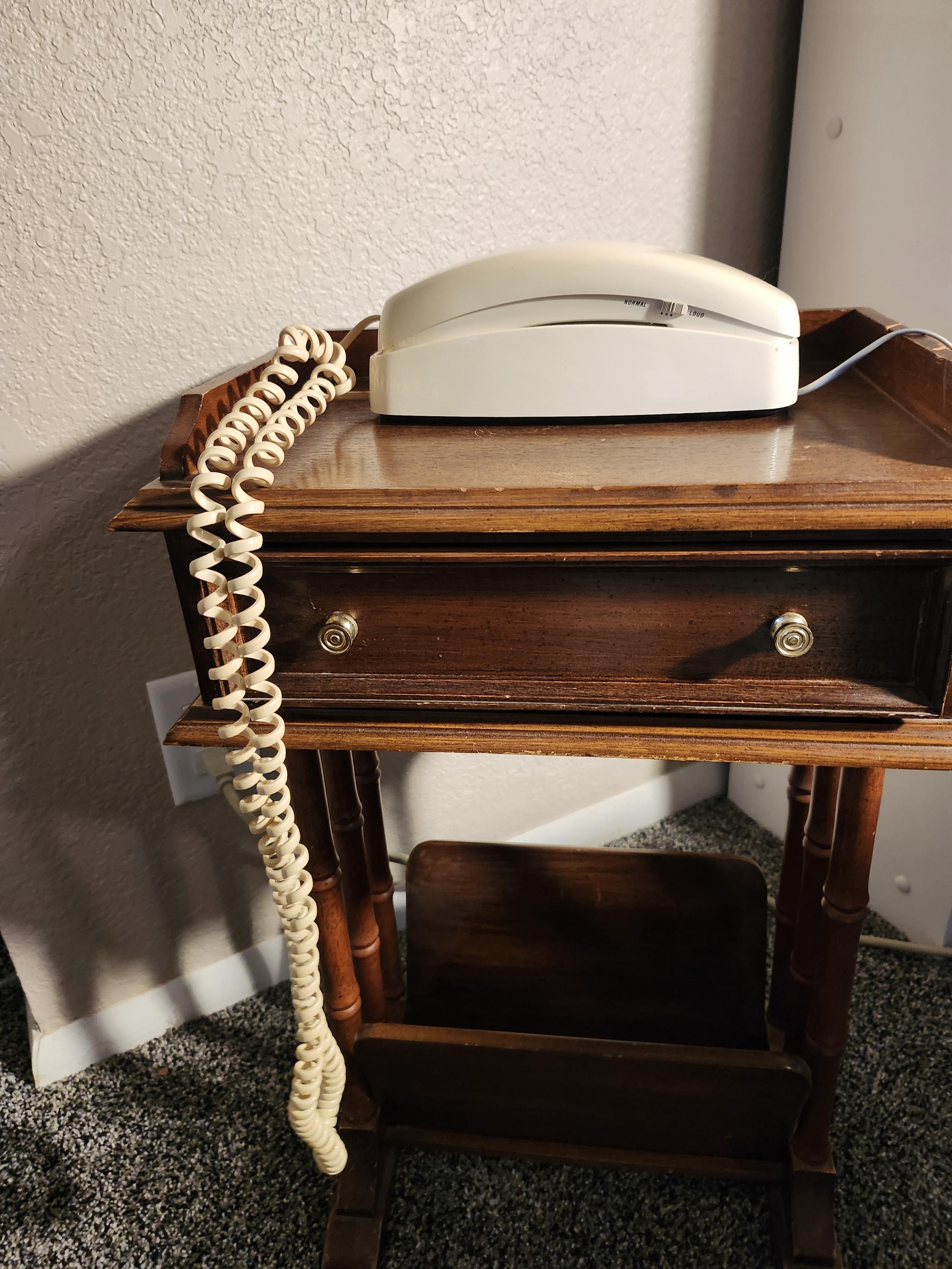 Vintage telephone table - Etsy 日本