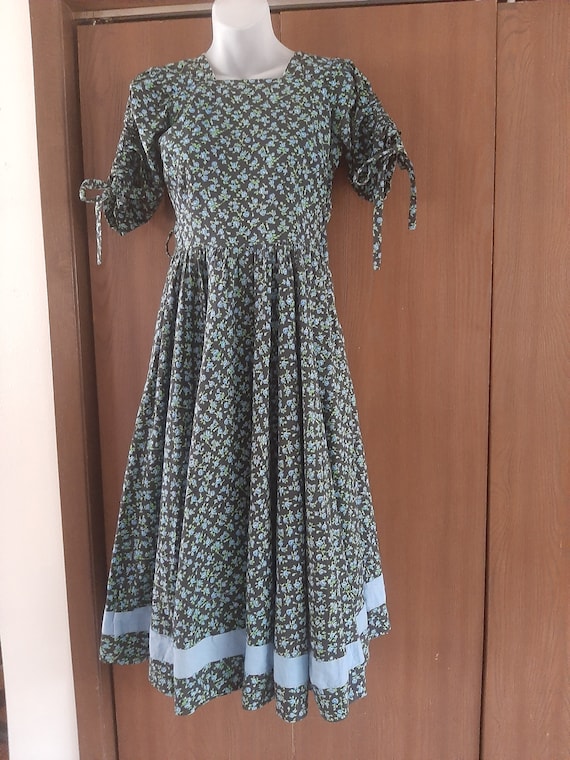 1950s Womens Cotton Floral Swing Dress Size S/Hom… - image 1