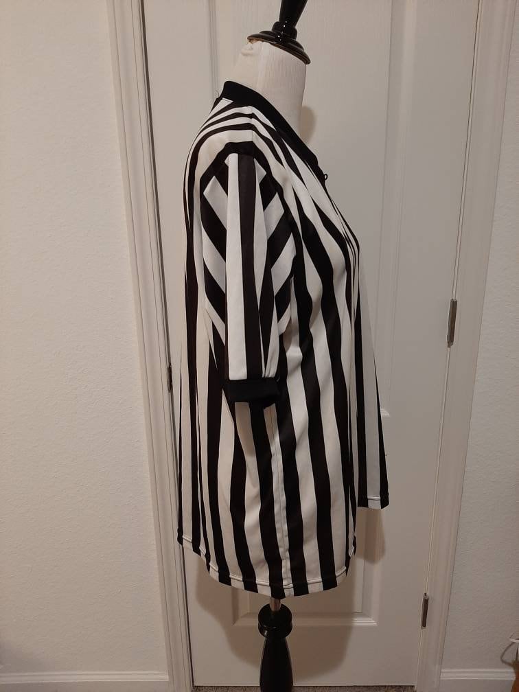 Vintage Mens/womens Black and White Striped Referee Shirt