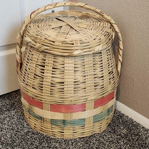 Mid Century Storage Wicker Basket/Tan With Red/Green Accents/Rounded Barrel Shaped Wicker Basket With Handle And Lid 18&quot; X 12&quot; X 12&quot;/Vintage