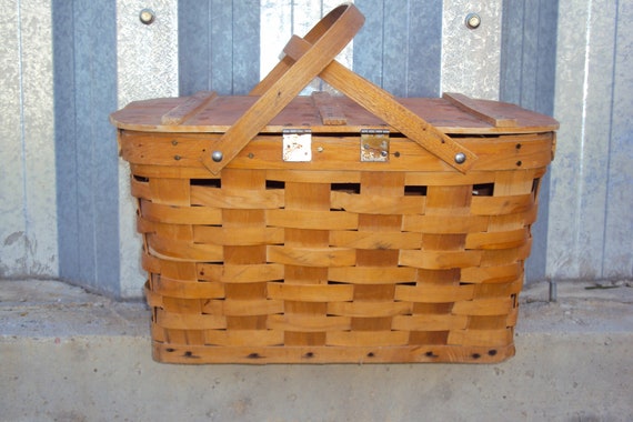 Mid Century Woven Wood Top Handle Picnic Basket 1… - image 3