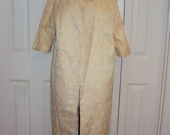 1950s Custom Made Womens Buttercream Yellow/Ivory Lined Brocade / Formal/ Bridal/ Prom/Bridesmaid Swing Coat/ Spring/Fall Coat Size S-M