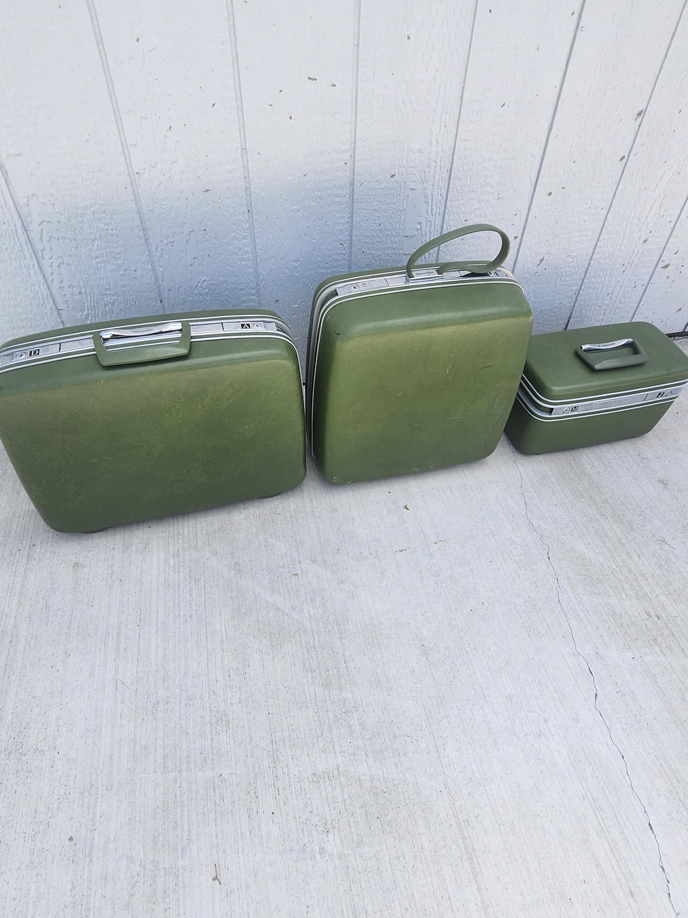 USA 1960’s Samsonite AVOCADO VINTAGE BAG USA 1960's Samsonite AVOCADO VINTAGE BAG USA 1960's