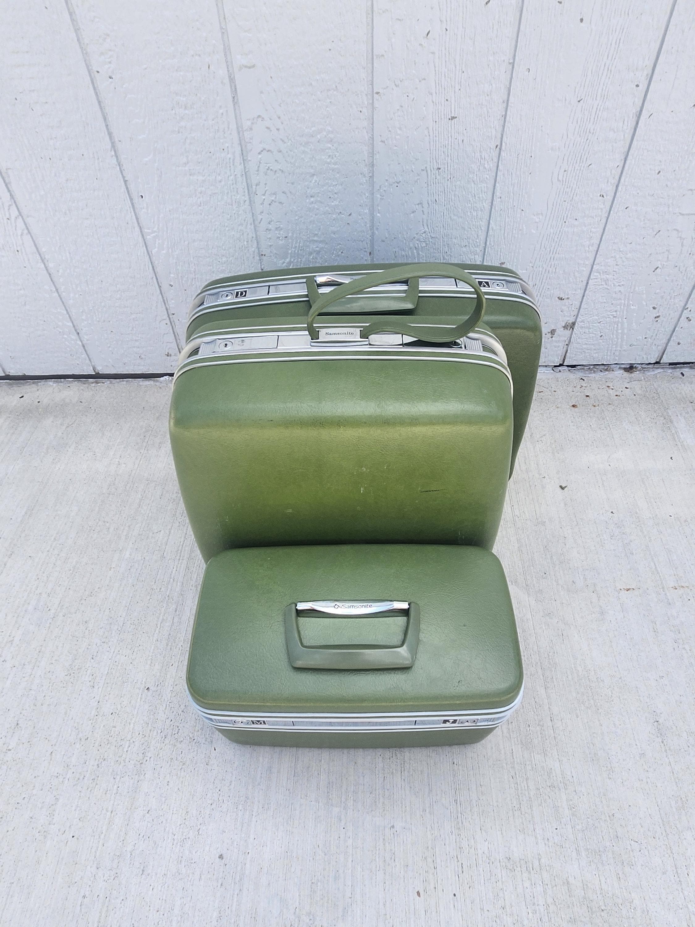 USA 1960’s Samsonite AVOCADO VINTAGE BAG s-l400.jpg