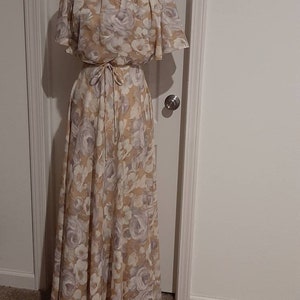 1970s Womens Polyester Semi Sheer Spring/Summer Natural Waist A Line Muted Floral Maxi Dress Size S/Mid Century Womens Floral Maxi Dress S
