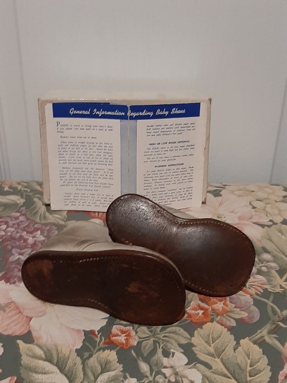 1950s-60s White Leather Hard Soles Mrs Days Ideal… - image 4