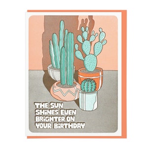 Le soleil brille encore plus fort sur votre carte typographique d’anniversaire