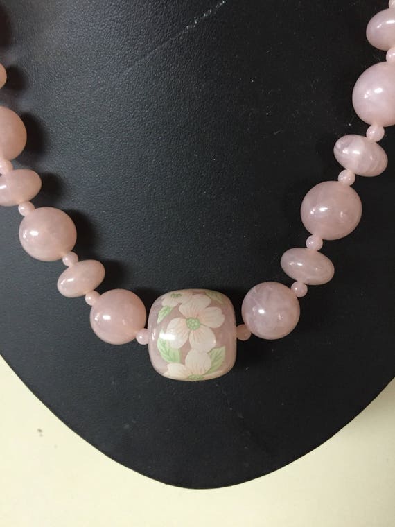 Dainty lucite pink beaded necklace hand paint flo… - image 2