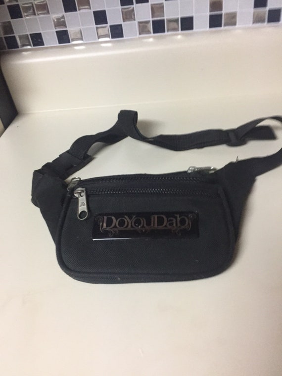 everest fanny pack