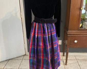 Vintage talbots velvet & plaid plaid bottom size 10 midi dress