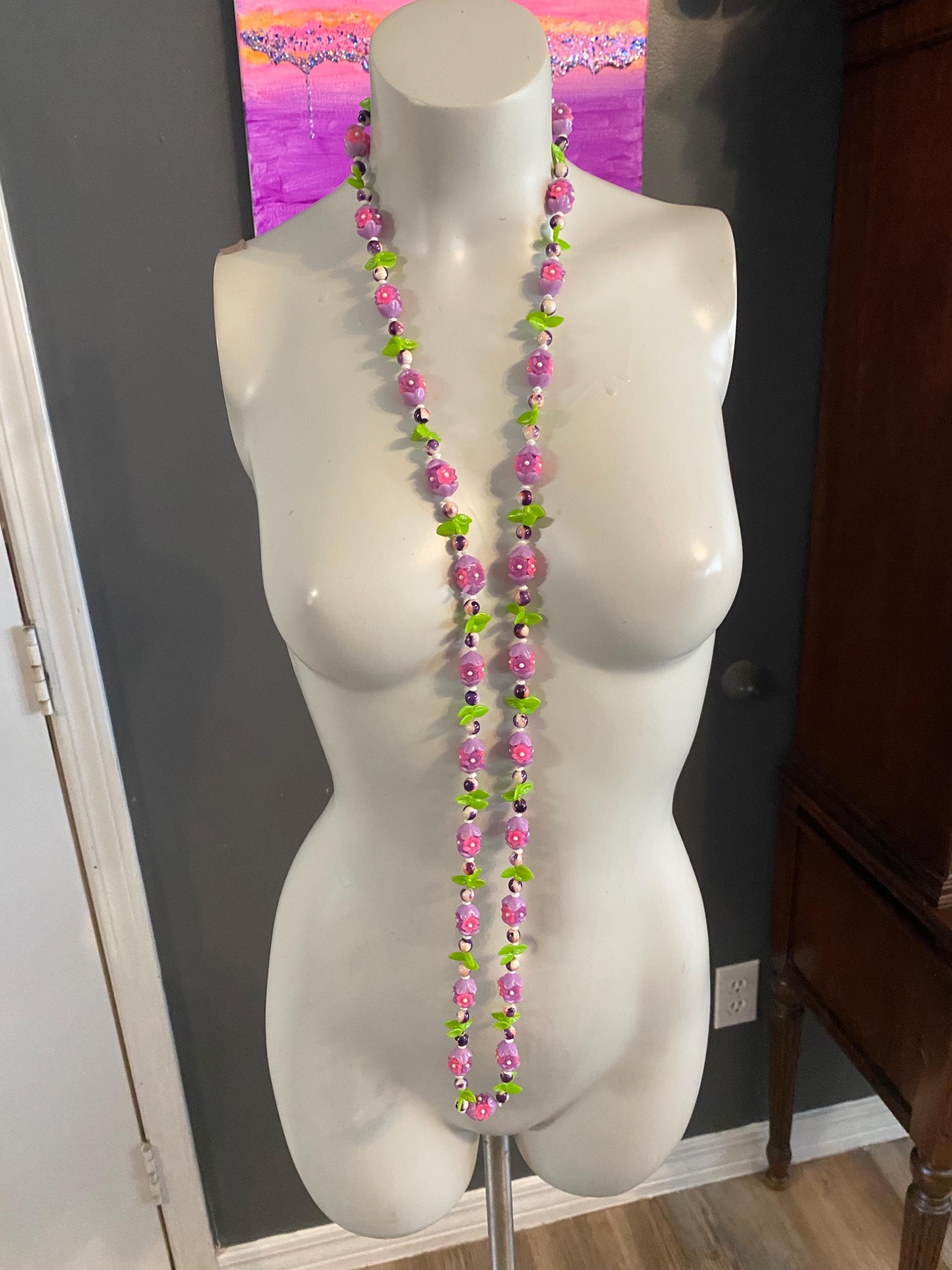 Vintage Pink 1950s Necklace - Etsy 