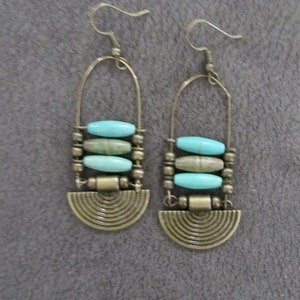 Pendientes tribales de bronce: Pendientes colgantes bohemios de cerámica color verde azulado