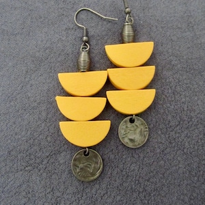 Long Yellow wood earrings, brass Afrocentric earrings, mid century modern earrings, African earrings, bold statement, unique geometric image 1