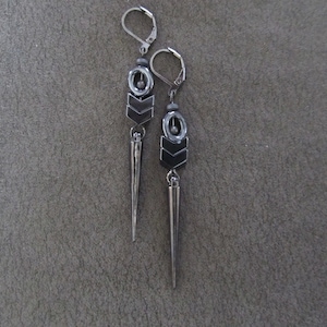 Simple gray gunmetal spike earrings