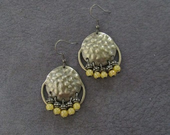 Chandelier earrings, hammered bronze and yellow agate