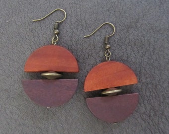 Two toned brown wood dangle earrings, geometric earrings, Afrocentric jewelry, African earrings, mid century modern earrings