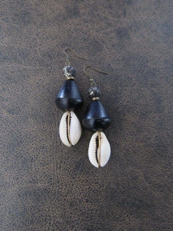 Cowrie shell earrings and chunky black wooden earrings 2