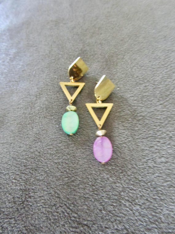 Stainless steel and mother of pearl earrings