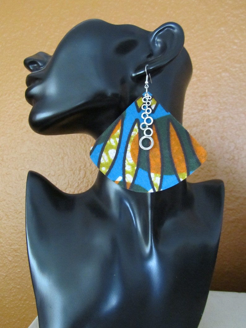 Large African print earrings, Ankara earrings, oversized fabric earrings image 3