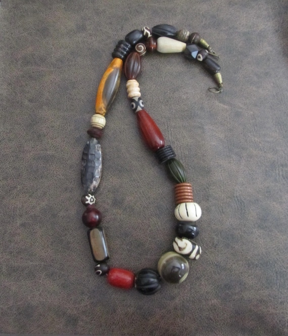 Ethnic bohemian beaded bone necklace