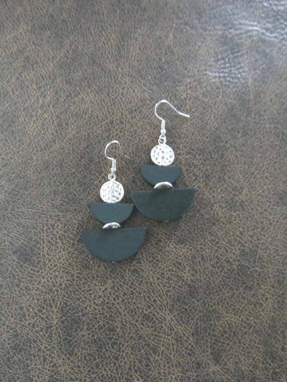 Green mid century modern wooden earrings, silver