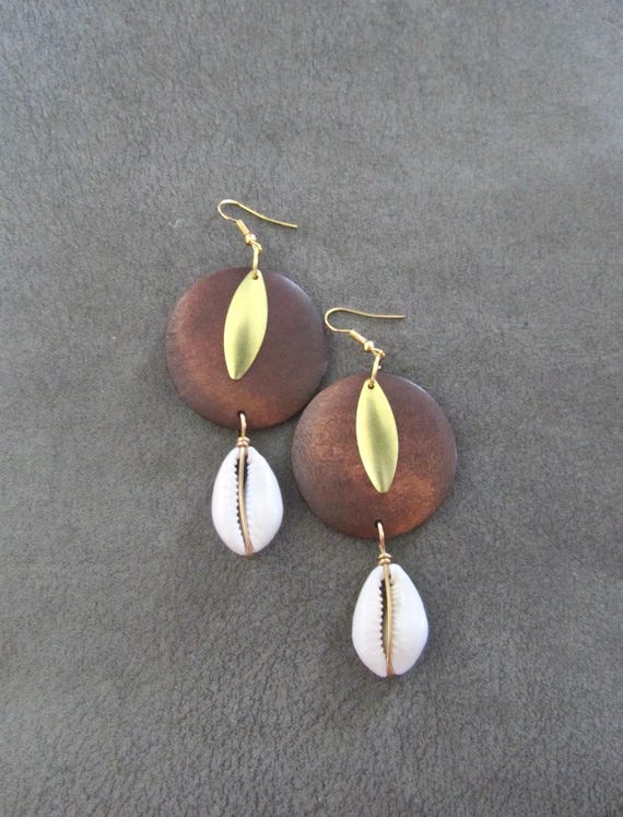Large wooden and cowrie shell earrings