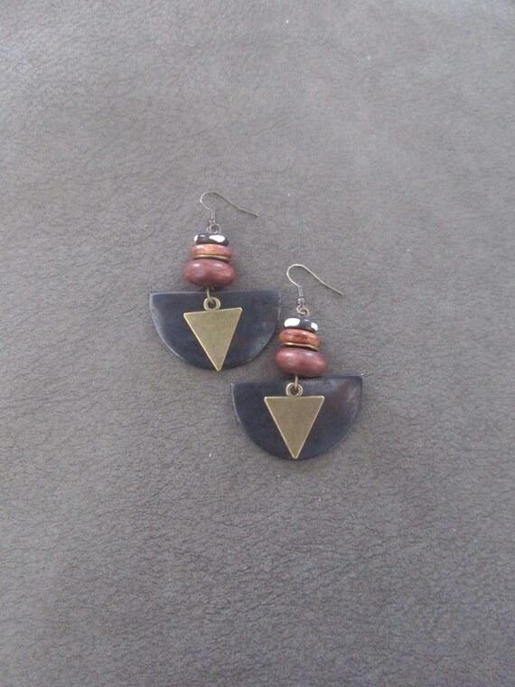 Bone fan shaped earrings
