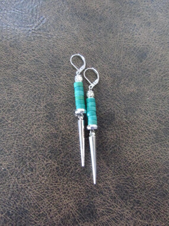 Unique spike and green stone earrings silver