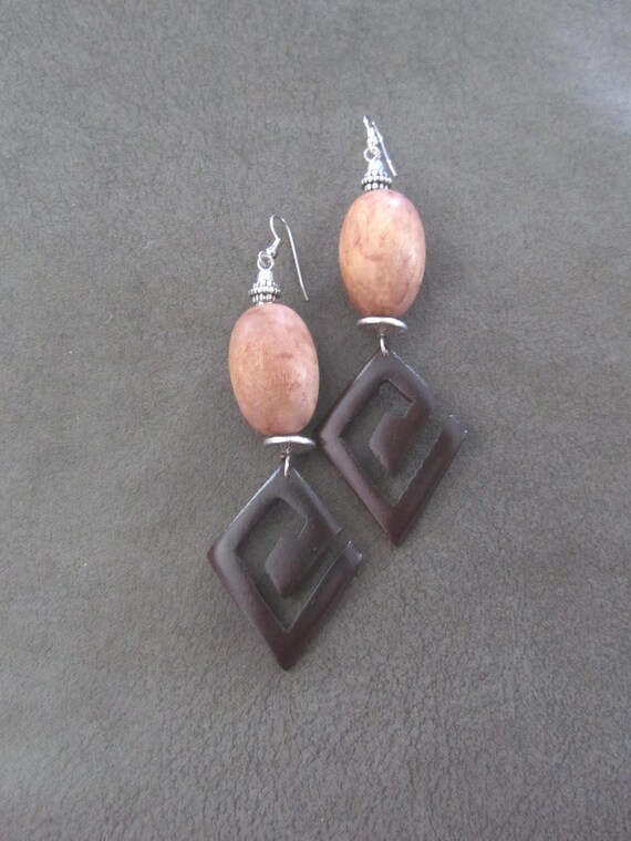 Oversized earth toned geometric mid century modern earrings 3