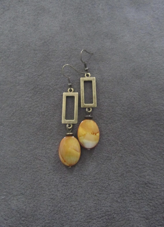 Brown mother of pearl shell and antique bronze earrings 2