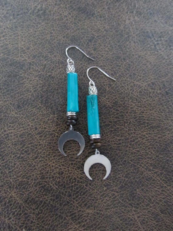 Carved bone and silver earrings, blue