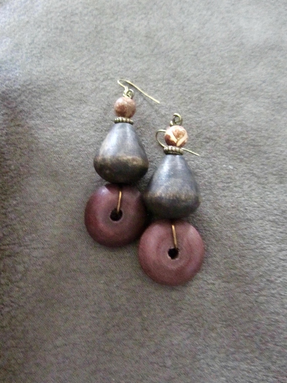 Bold wooden Afrocentric geometric earrings 4