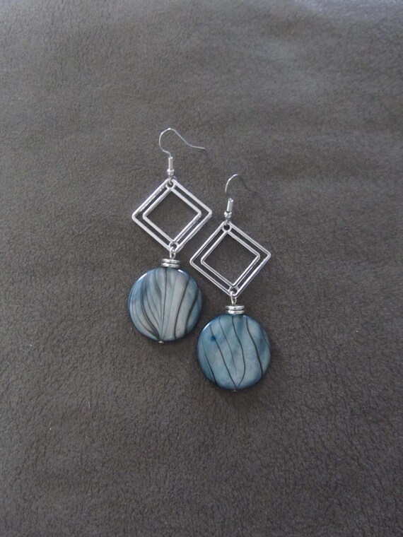 Blue animal print mother of pearl and silver earrings