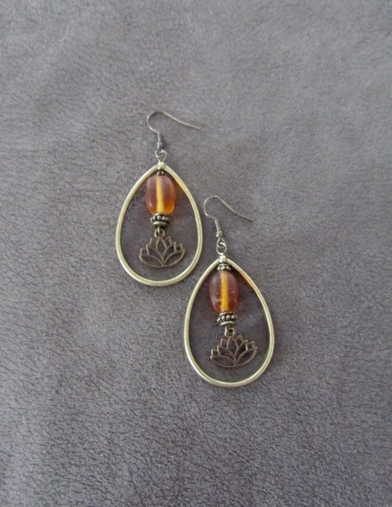 Hoop earrings frosted glass and lotus flower