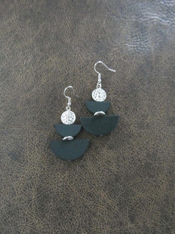 Green mid century modern wooden earrings, silver