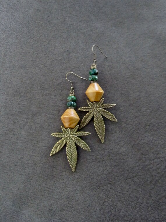 Hemp leaf earrings, marijuana earrings, cannabis earrings
