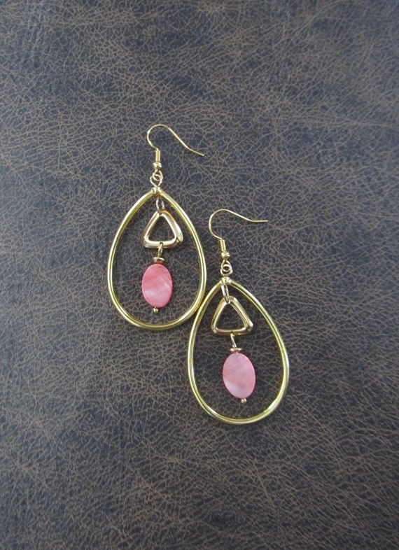 Gold and peach mother of pearl shell teardrop hoop earrings