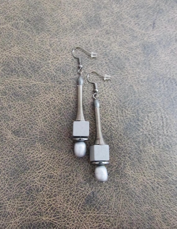 Mid century modern gray geometric earrings 2
