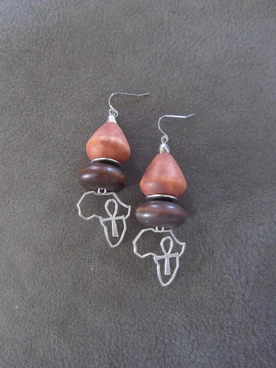 Chunky wooden Africa earrings 8