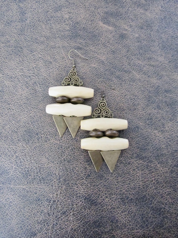 Large unique up cycled toggle wooden earrings 3