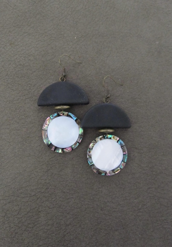 Mother of pearl shell geometric earrings 2