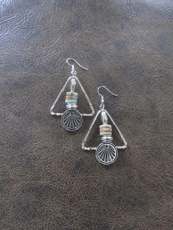 Hammered silver triangle and jasper earrings,