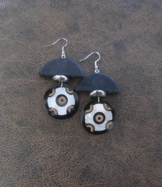 Mother of pearl shell geometric earrings