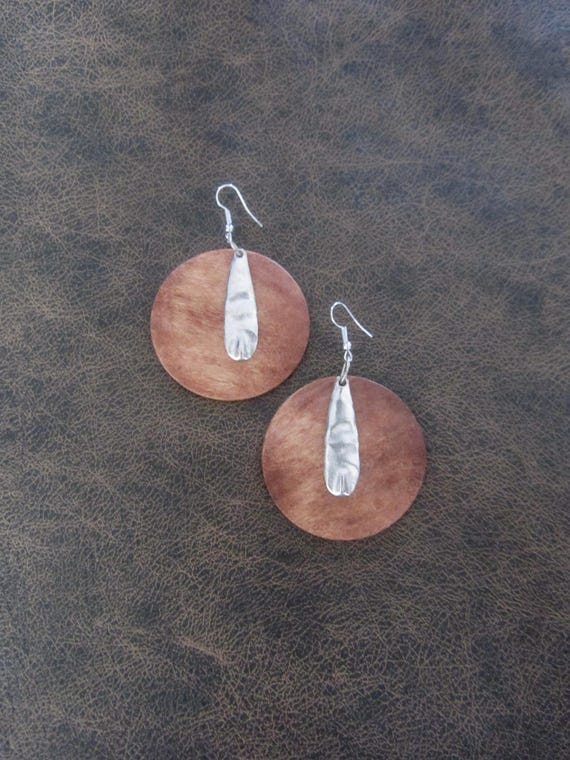 Natural wooden and silver round earrings