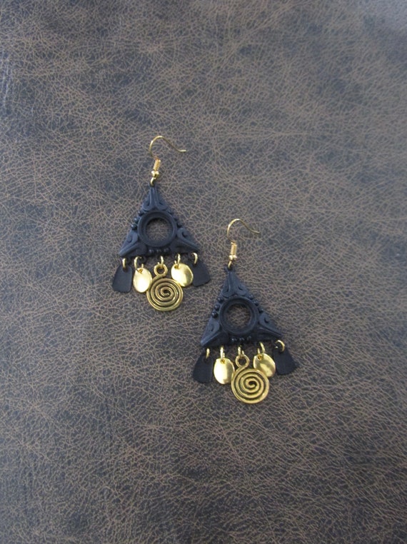 Black and gold ornate chandelier earrings