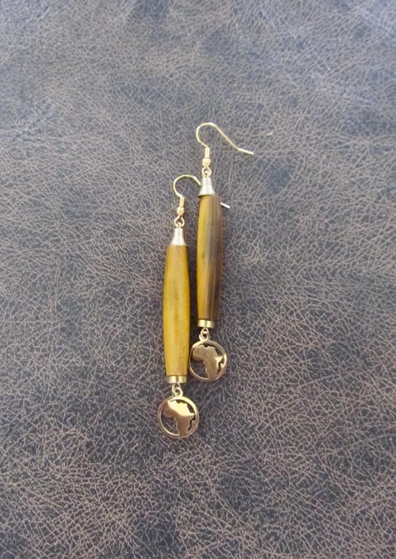 Africa Afrocentric carved bone and stainless steel earrings 3
