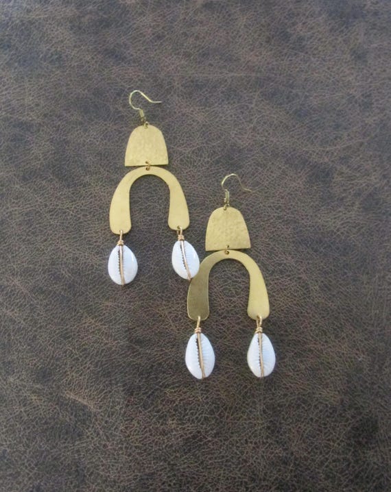 Unique brass cowrie shell earrings 200