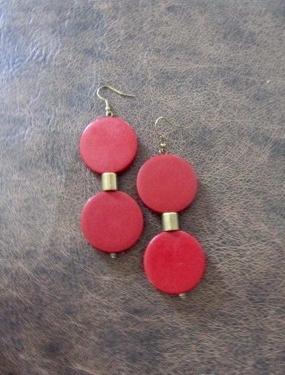 Mid century bold wooden earrings, red